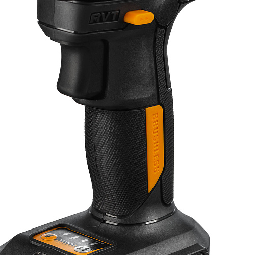 Винтоверт ударный аккумуляторный 230Нм RUNTEC PRO